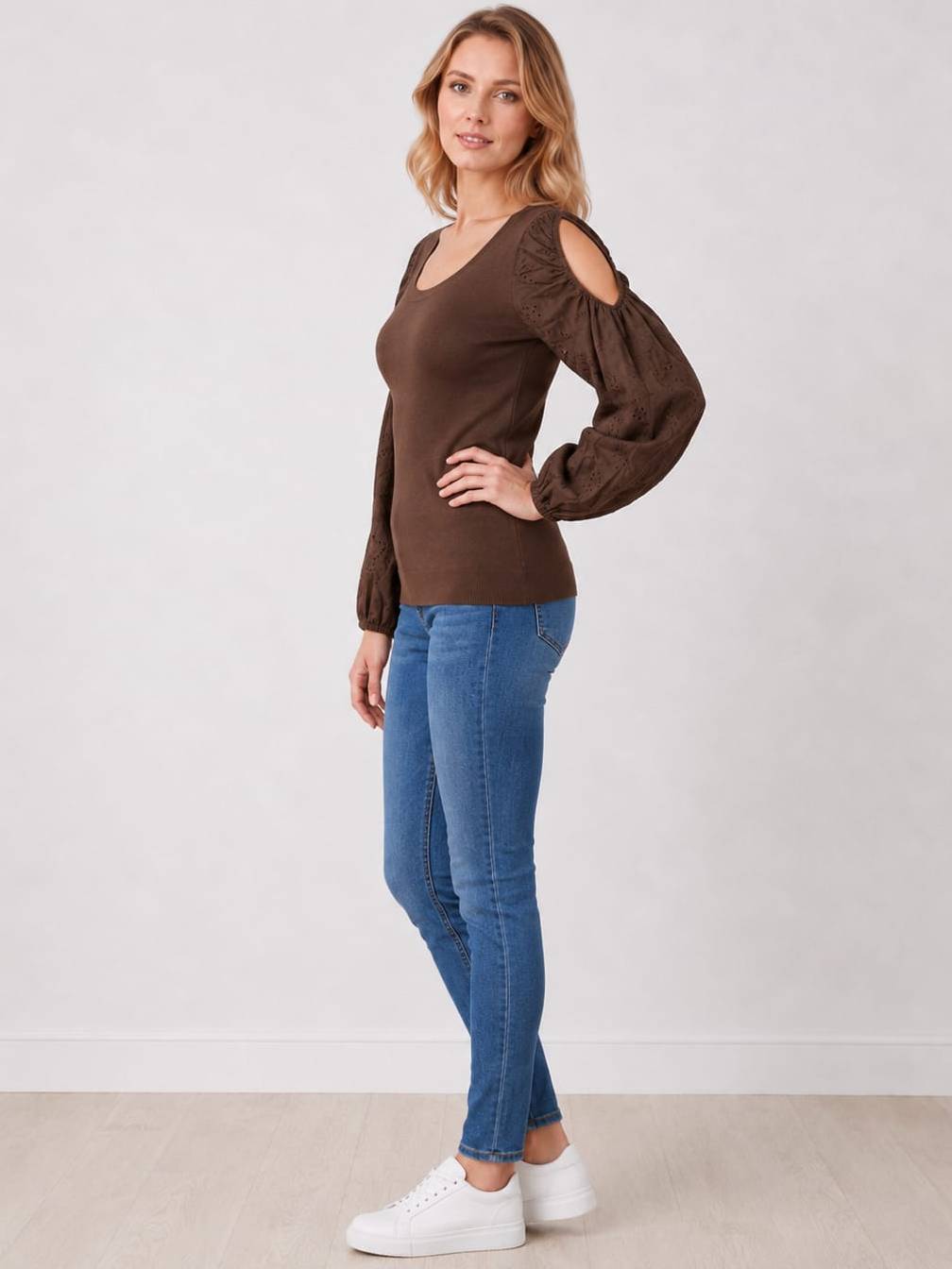 Women Embroidered Cut Sleeves Cotton Top