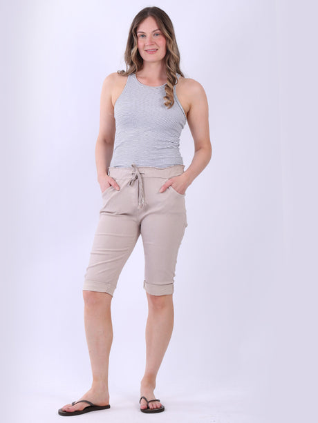 Relaxed Fit Knee Length Plain Magic Shorts