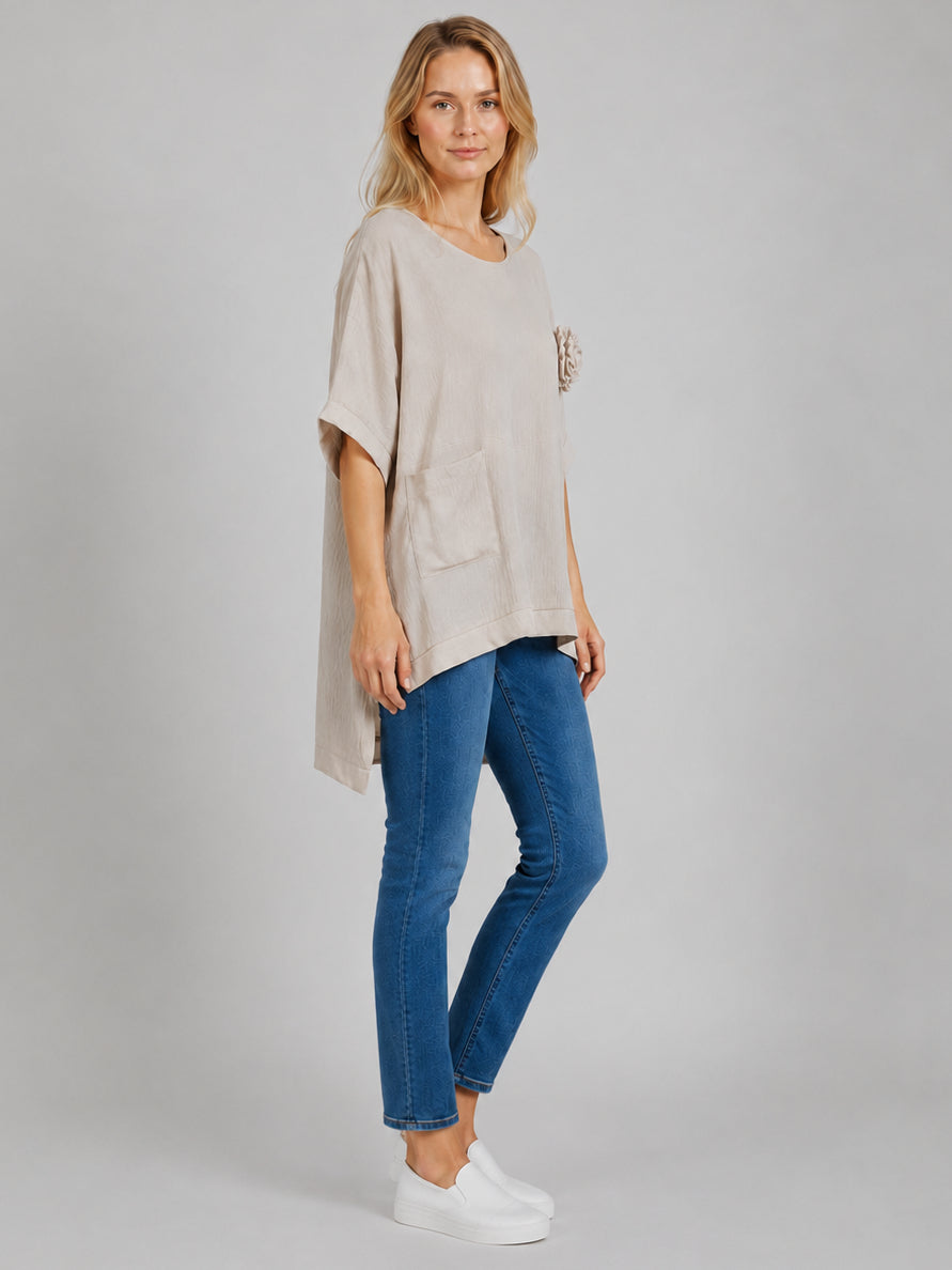 Plain Front Pocket Corsage High Low Top