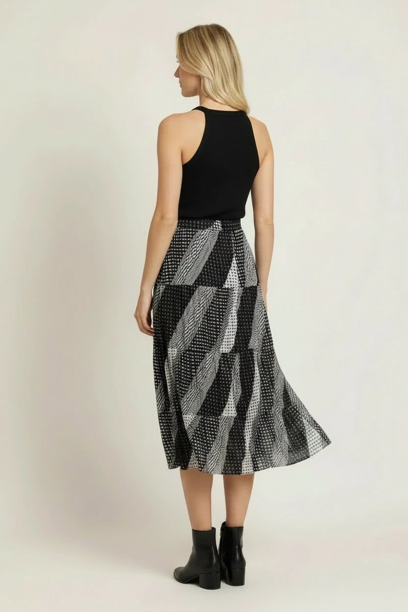 Contrasting Polka Dot Tiered Skirt