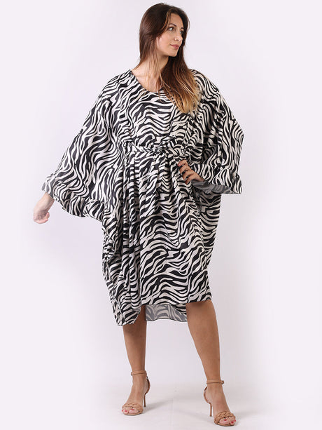 Wave Print Ruffle Sides Kaftan